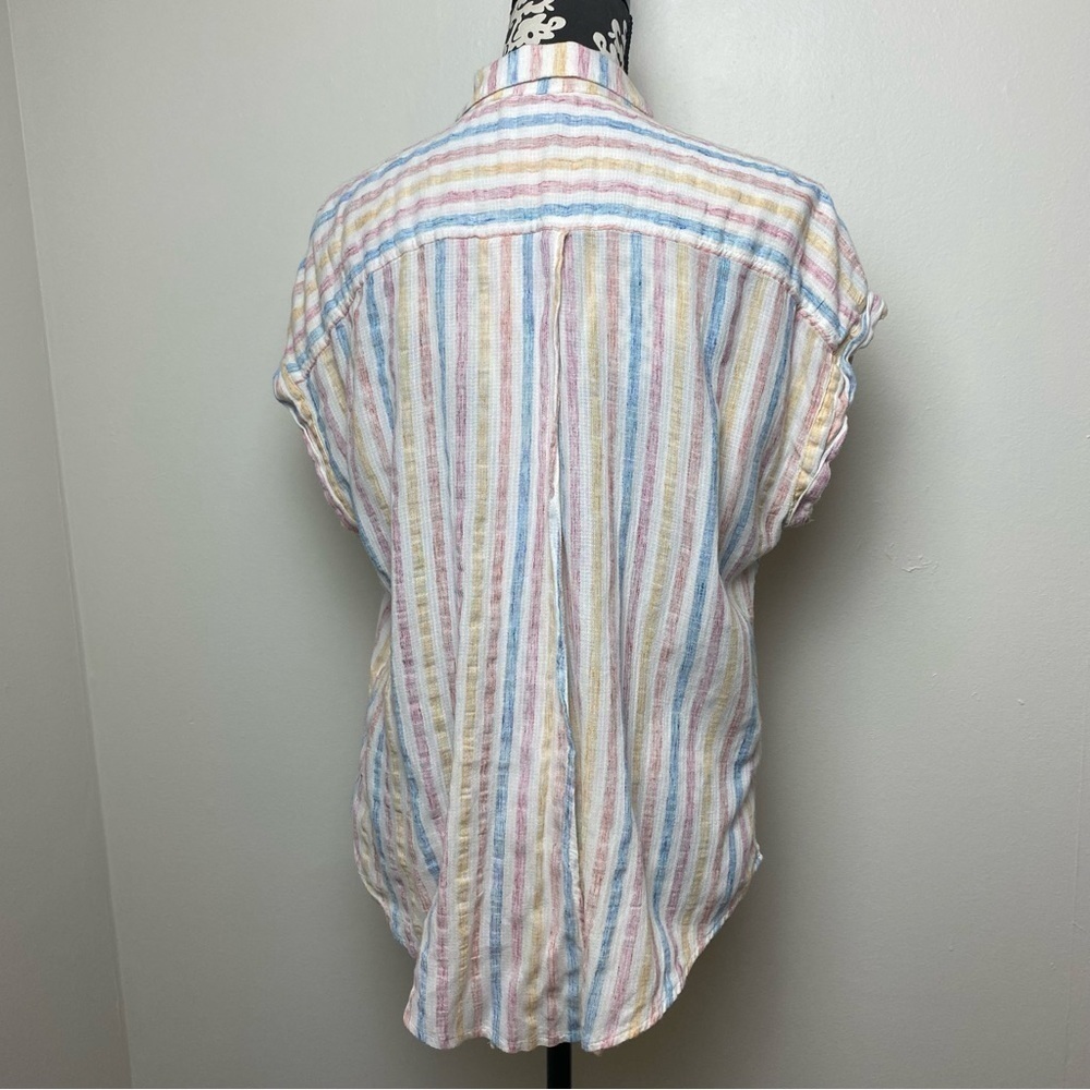 Lucky Brand Split Back Striped Button Front Lightweight Top - Picture 2 of 15